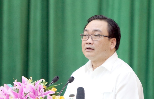 Ông Hoàng Trung Hải - Bí thư Thành ủy Hà Nội phát biểu chỉ đạo tại hội nghị