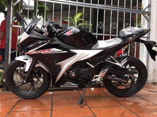 Honda CBR150R 2017 ve Viet Nam, gia hon 110 trieu hinh anh 3
