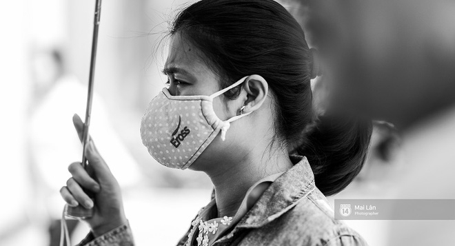 Nếu ai muốn hiểu lòng cha mẹ, hãy cứ đến cổng trường những ngày thi - Ảnh 15.