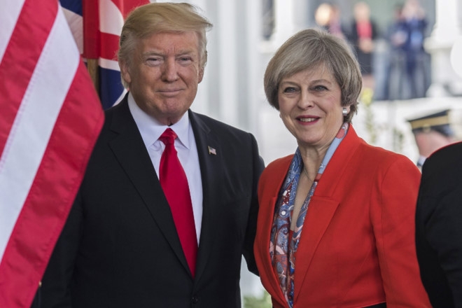 My, Anh bac tin chuyen tham cua Tong thong Trump bi hoan hinh anh 1