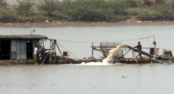 vu nhan tin de doa chu tich tinh bac ninh: am muu “gap lua bo tay nguoi” hinh anh 1