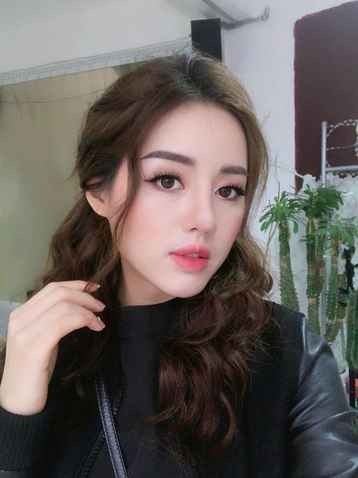 ngan ngo vi thi sinh the face co guong mat nhu chi em voi tam tit hinh anh 2