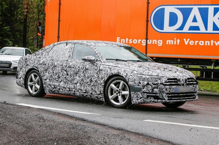 audi-a8-004 3