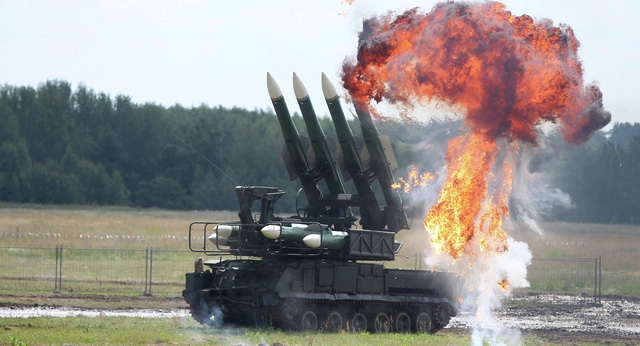  Hệ thống phòng thủ tên lửa Buk của Nga (Ảnh: Sputnik) 