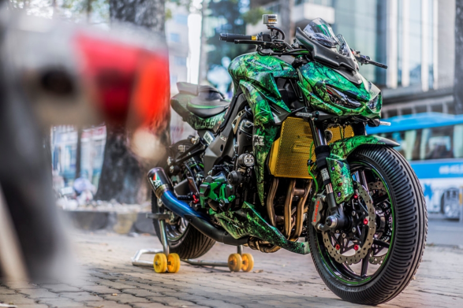 Kawasaki Z1000 do tem ri set xanh reu doc dao o Sai Gon hinh anh 2