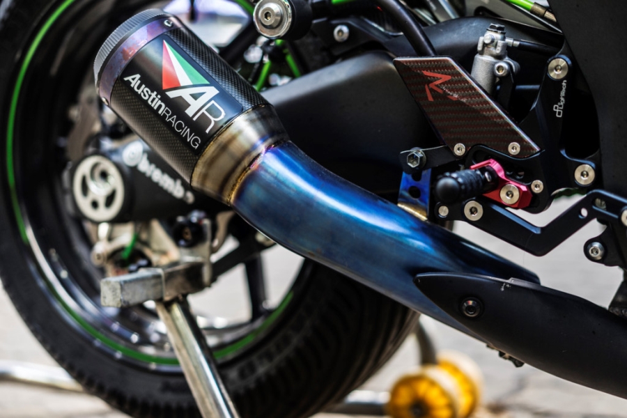 Kawasaki Z1000 do tem ri set xanh reu doc dao o Sai Gon hinh anh 8