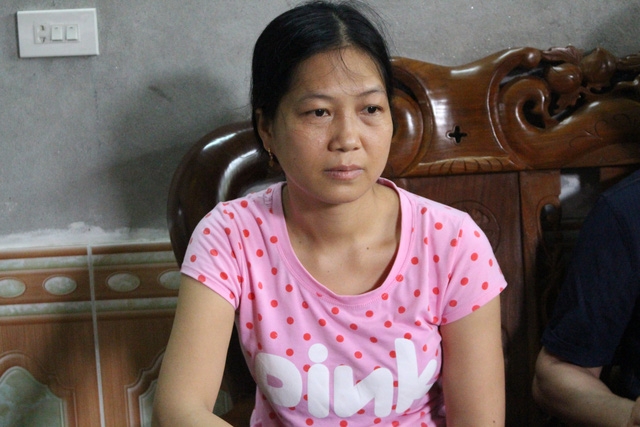  Mẹ bé gái thừa nhận lúc bực có đánh con nhưng hoàn toàn không có chuyện ngược đãi. 