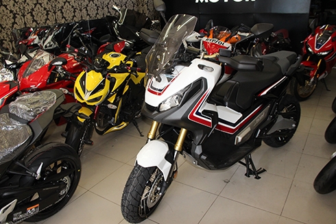 honda-x-adv-xe-ga-hang-doc-ve-viet-nam-gia-hon-nua-ty-page-2