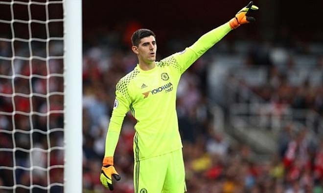 Loạn ở Chelsea: Costa bị đuổi, Courtois ghen tức dọa bỏ đi - 2