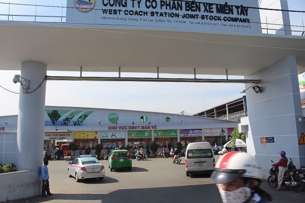 su that clip tai xe grabbike cam hung khi hon chien gay nao loan ben xe mien tay