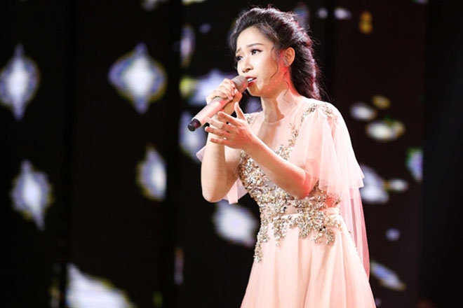 Hellen Thủy - 