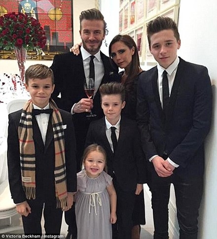 Victoria Beckham khẳng định không kiêu kỳ băng giá như vẻ ngoài ảnh 9
