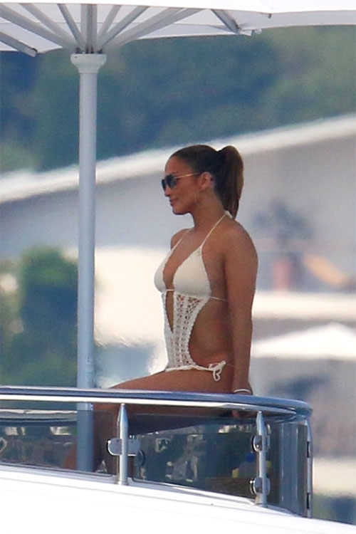 jennifer-lopez-nong-bong-trong-ky-nghi-voi-ban-trai-5