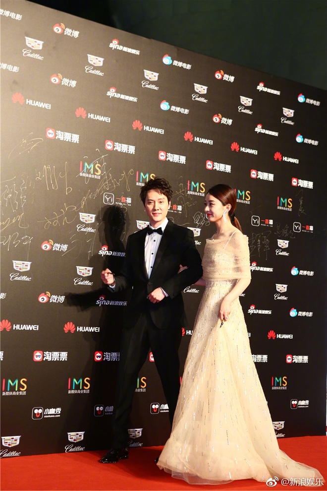 Thảm đỏ Weibo Films Night: Dương Mịch khoe vòng một căng đầy, Mỹ Nhân Ngư Lâm Duẫn sang chảnh đè bẹp đồng nghiệp - Ảnh 12.