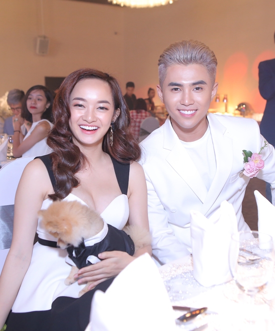 will-quan-quyt-ben-ban-gaikaity-nguyen-trong-ngay-ra-mat-mv-1