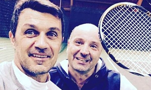 paolo-maldini-thi-dau-quan-vot-chuyen-nghiep-o-tuoi-49