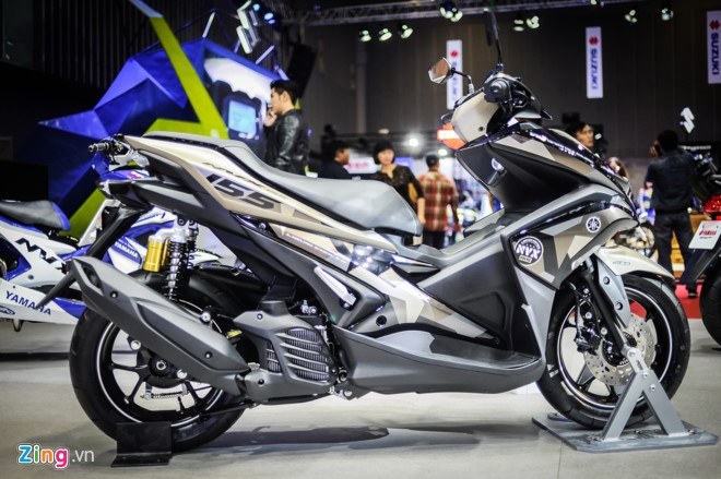 Yamaha NVX 155 Camo gia 52,7 trieu tai Viet Nam hinh anh 1