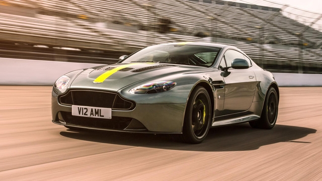Aston Martin Vantage AMR - Tầm cao mới của hãng siêu xe Anh quốc - Ảnh 9.