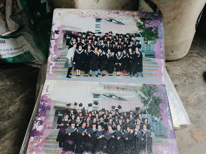 Bi kịch cựu nam sinh Hà Nội có 3 tấm bằng quốc tế vướng vào tội Giết người: Nỗi đau của người mẹ nghèo - Ảnh 5.