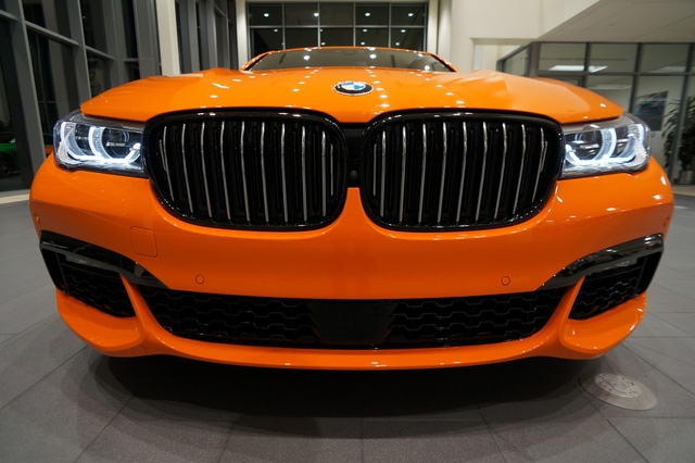 Cận cảnh chiếc BMW 750i 2017 với trang bị nhiều như mây - Ảnh 14.