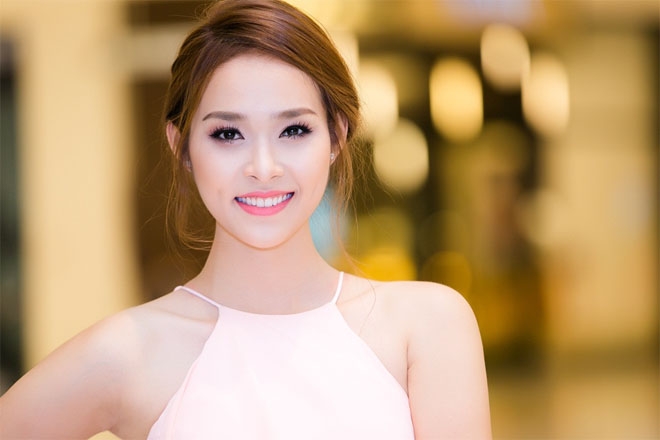 Lùm xùm Diệp Bảo Ngọc bỏ vai vì bị ép đóng cảnh 