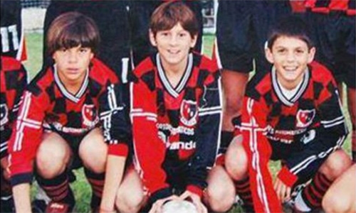 messi-duoc-barca-tuyen-mo-chi-sau-nam-phut-xem-gio