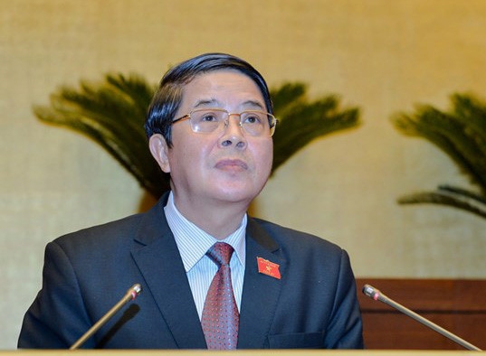 Trung dau gia bien so xe dep khong duoc ban lai hinh anh 1
