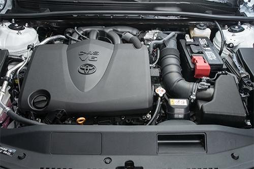 chi-tiet-toyota-camry-the-he-thu-8-moi-6