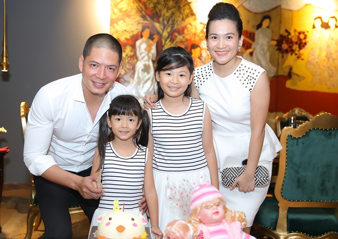 vo-chong-binh-minh-to-chuc-sinh-nhat-sang-trong-cho-con-gai-2