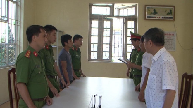Vu 8 nguoi tu vong khi chay than: Bat 1 giam doc va 2 can bo benh vien hinh anh 1