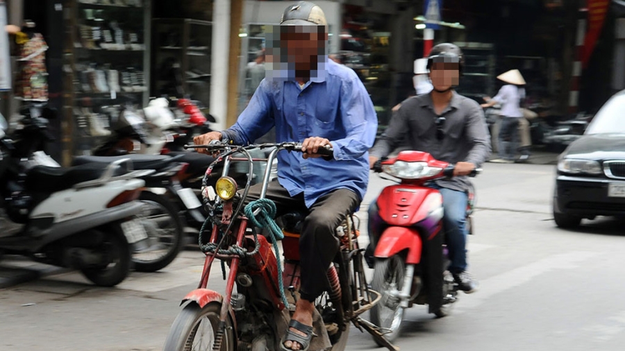 Bí thư Hà Nội: Cấp xong sổ đỏ vẫn chưa phát vì còn chờ 'màu mè' - ảnh 2