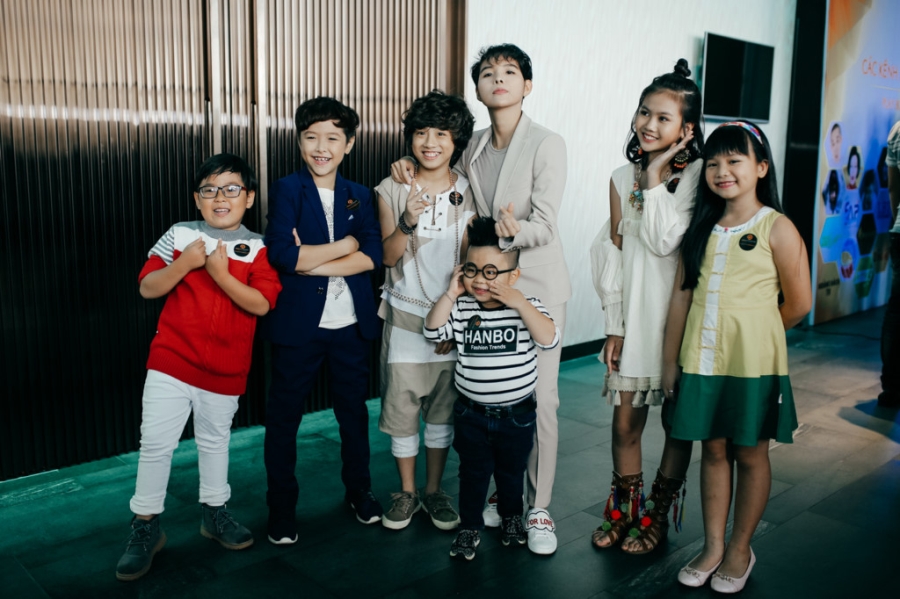Dan Truong, Phi Nhung duoc Youtube vinh danh hinh anh 9