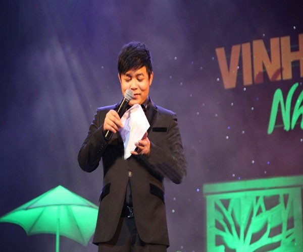 gia tai kech xu cua quang le o tuoi 38: tuan hung cung phai kieng ne hinh anh 17