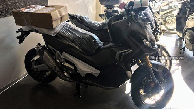 Xe ga phân khối lớn Honda X-ADV được đưa về Việt Nam, giá hơn nửa tỷ Đồng vẫn có người mua - Ảnh 1.