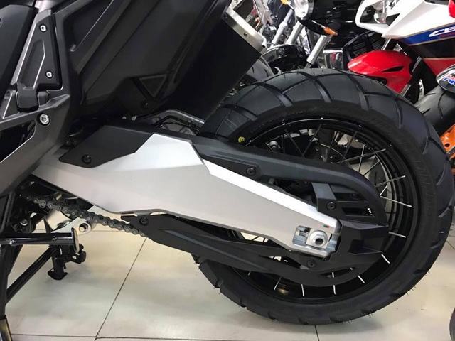 Xe ga phân khối lớn Honda X-ADV được đưa về Việt Nam, giá hơn nửa tỷ Đồng vẫn có người mua - Ảnh 8.