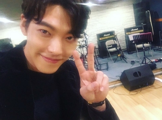 Cư dân mạng xôn xao khi phát hiện ra tài khoản Instagram riêng tư của Kim Woo Bin - Ảnh 2.