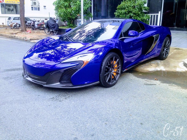 Cường Đô-la cầm lái siêu xe McLaren 650S Spider của Minh Nhựa - Ảnh 1.