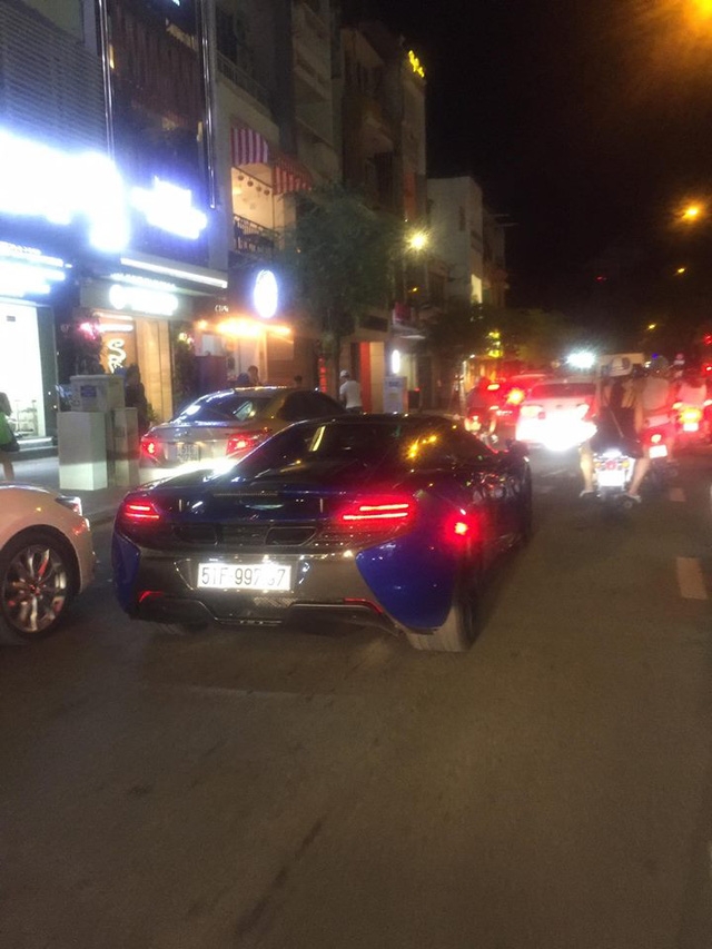 Cường Đô-la cầm lái siêu xe McLaren 650S Spider của Minh Nhựa - Ảnh 3.
