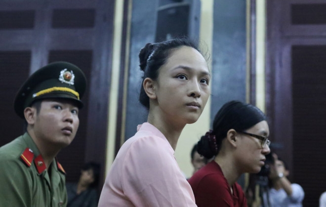 Nhan chung bi an de nghi chay an cho hoa hau Phuong Nga? hinh anh 2