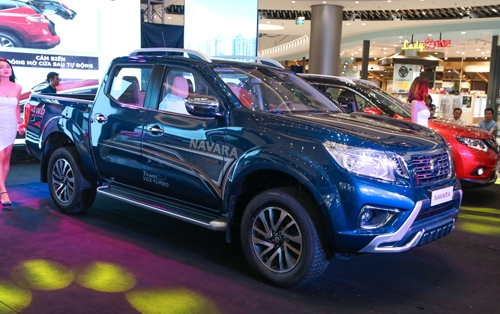 nissan-navara-ban-dac-biet-gia-tu-670-trieu-tai-viet-nam