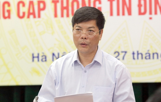  Ông Nguyễn Tiến Thành - Chánh Văn phòng Bộ Nội vụ cung cấp thông tin các tỉnh lạm phát cấp phó 