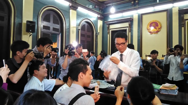 xet xu vu phuong nga: lu minh nghia giao nop chung cu quan trong hinh anh 2