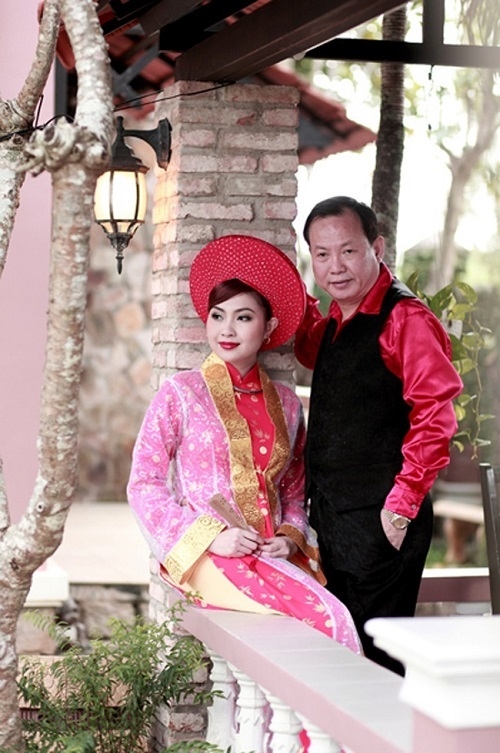 4 cuộc hôn nhân chóng vánh đến không ngờ của showbiz Việt - 2