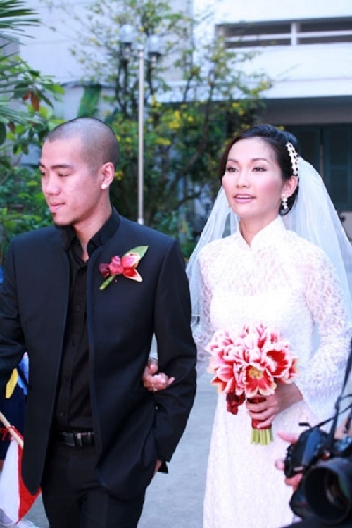 4 cuộc hôn nhân chóng vánh đến không ngờ của showbiz Việt - 4