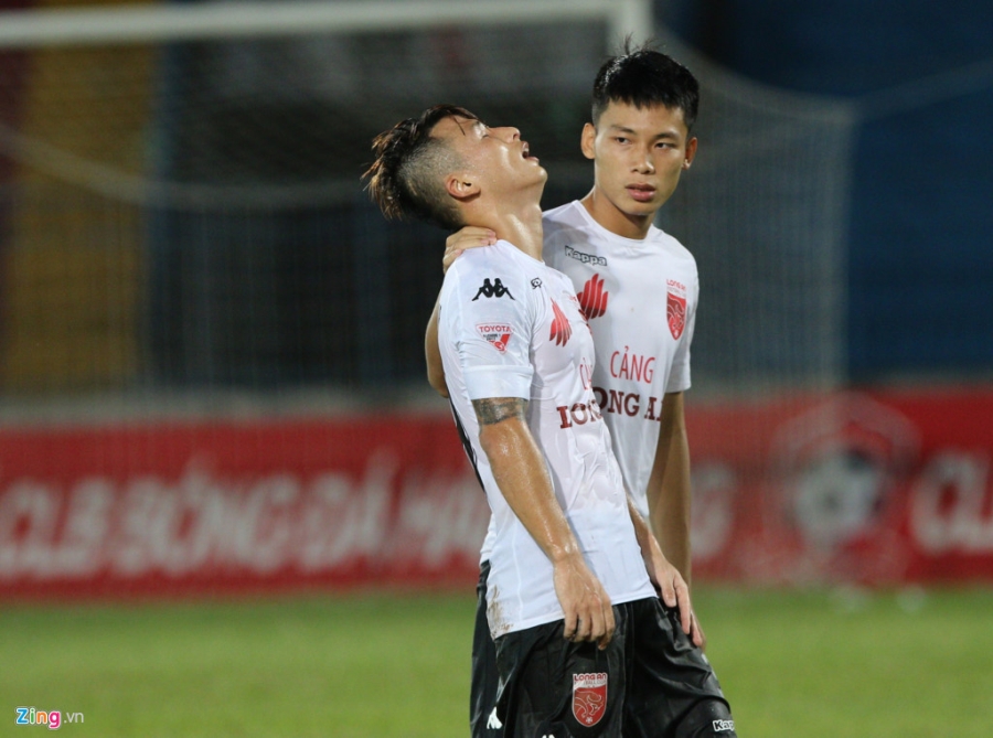 Cau thu Long An suy sup sau tran thua nguoc Hai Phong hinh anh 6