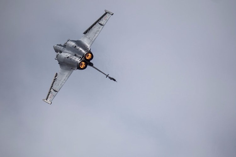 Chet me dan may bay quan su “khung” o Paris Air Show (1)-Hinh-5