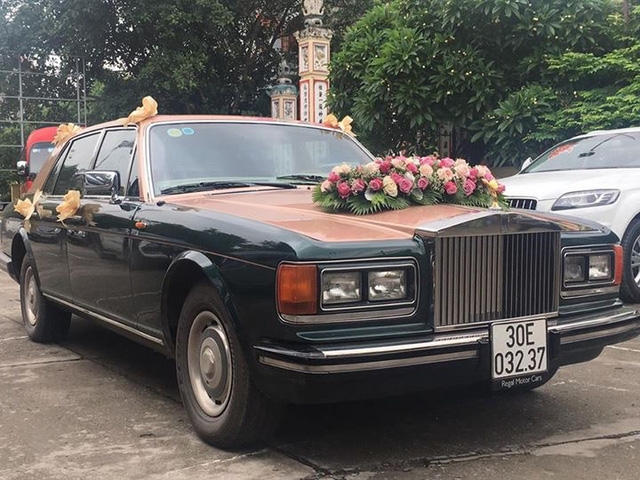 Hà Nội: Hàng hiếm Rolls-Royce Silver Spirit Mark I làm xe dâu - Ảnh 1.