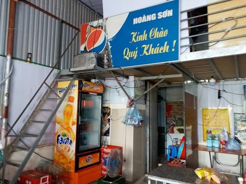Nghi vấn bé trai 5 tuổi bị người phụ nữ trẻ bắt cóc giữa trưa ở Hà Nội - 4