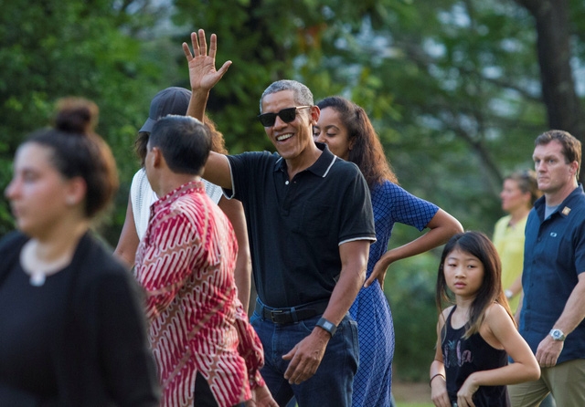 Mặc dù đã rời Nhà Trắng 5 tháng nhưng sức hút của cựu Tổng thống Obama dường như vẫn chưa hạ nhiệt. Sau khi nghỉ hưu, ông Obama dành nhiều thời gian hơn cho gia đình và các sự kiện cộng đồng mà ông cảm thấy hứng thú. (Ảnh: Reuters)