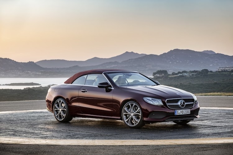 Mercedes E-Class mui tran len day chuyen “chot gia” 1,4 ty-Hinh-2